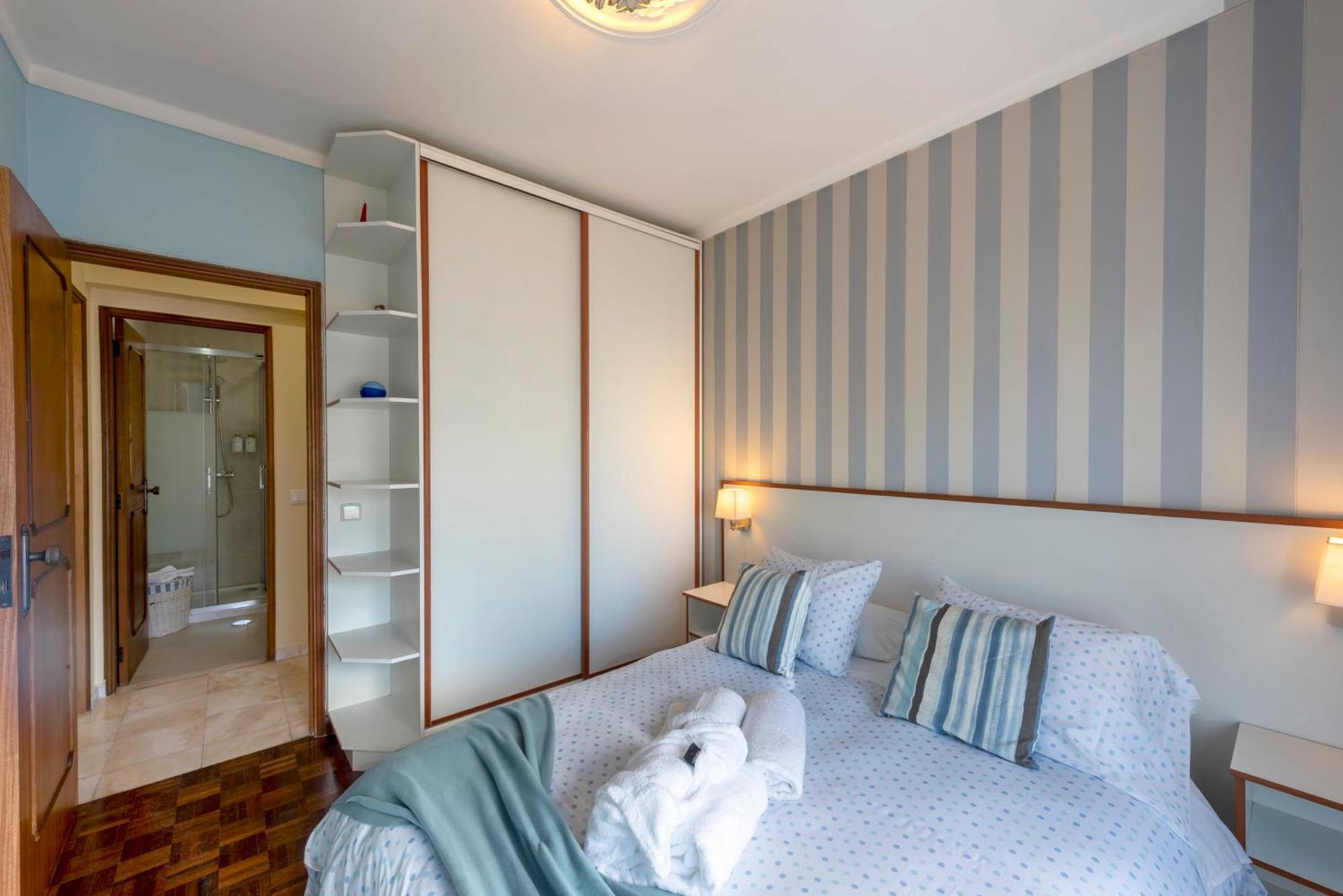 Blue Boat Apartment